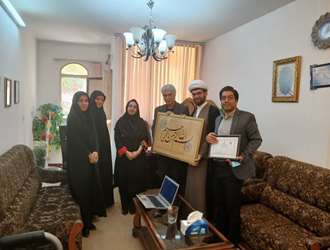 جلسه ریاست و مدیر توسعه و منابع دانشکده علوم قرآنی سبزوار با اقای پرهیزگار سرمایه گذار و مدیر اجرایی مدرسه بهار نور معرفت