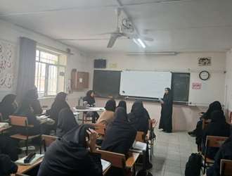 حضور دانشجویان در شرف فارغ التحصیل دانشکده علوم قرآنی سبزوار یه عنوان کارورز در سطح مدارس شهرستان